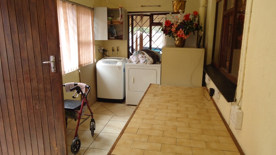3 Bedroom Property for Sale in Gustrouw Western Cape